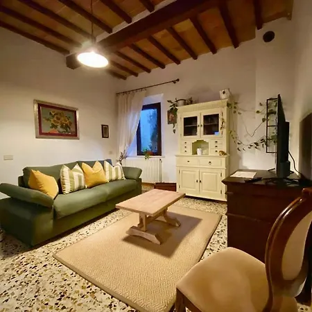 아파트 Dimora Del Poggio - Charming Historic Centre - *